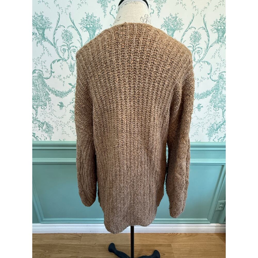 Abercrombie & Fitch Chunky Cable Knit Long Cardigan Sweater Brown Tan - Size M - Picture 4 of 6